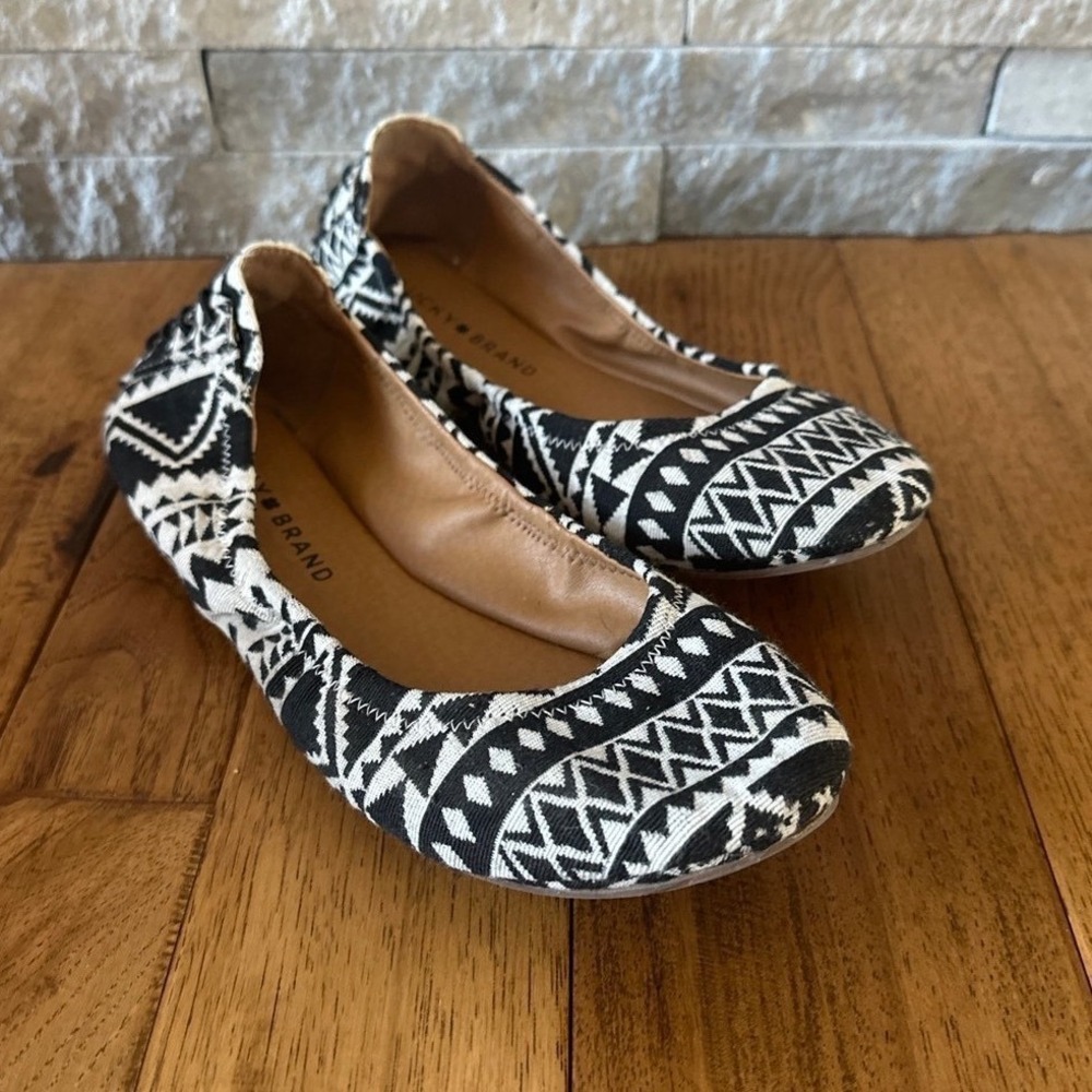 Lucky Brand Womens 8 Ballet Flats Black White Geometric Tribal Boho Chic